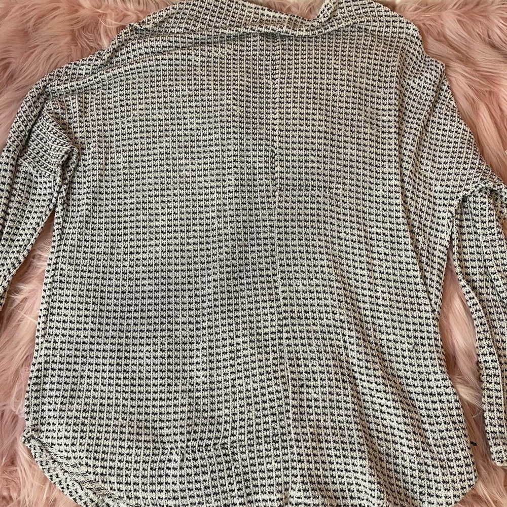 Sweater - Picture 2 of 3